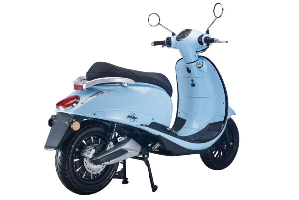 modèle E-Nana bleu de trois-quarts dos, scooter électrique au look rétro de la gamme IMF Industrie