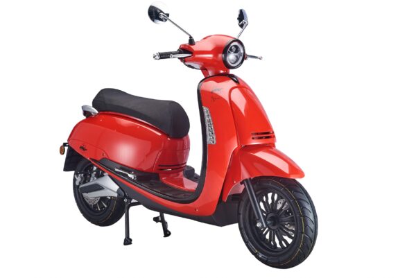 modèle E-Nana rouge de trois-quarts face, scooter électrique au look rétro de la gamme IMF Industrie