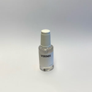 Flacon de vernis (après retouche)