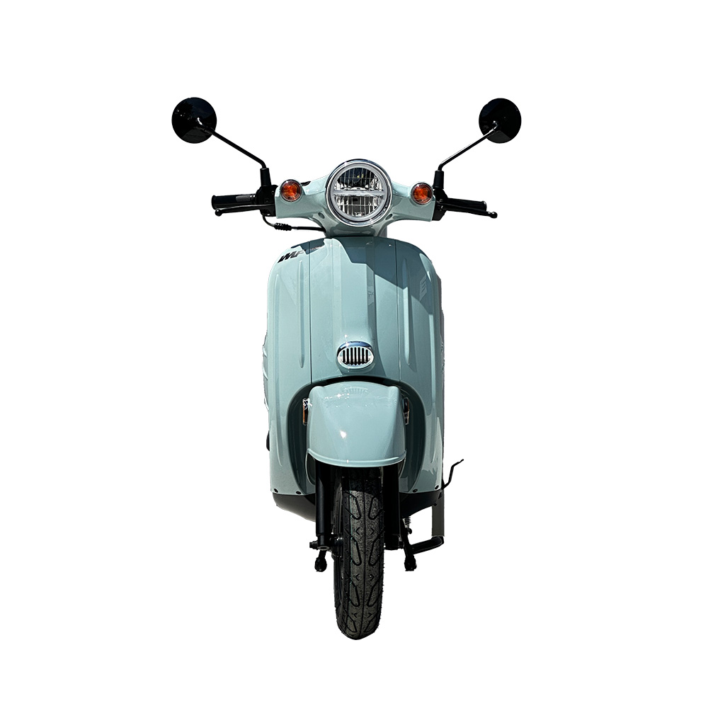 modèle Naxos bleu de face, scooter thermique au look rétro de la gamme IMF Industrie