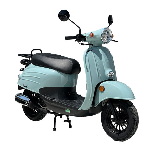 modèle Naxos bleu de trois-quarts, scooter thermique au look rétro de la gamme IMF Industrie